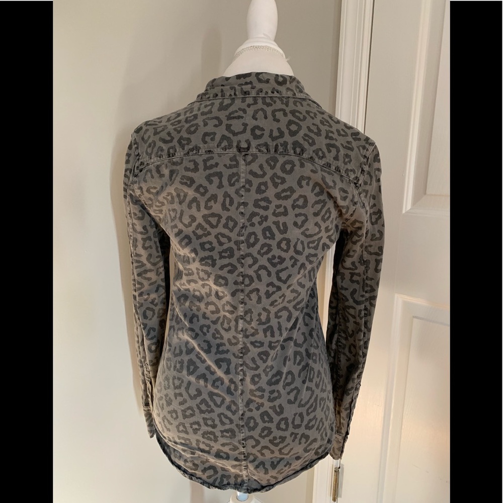 Equipment Button Down Gray Leopard Print - image 2